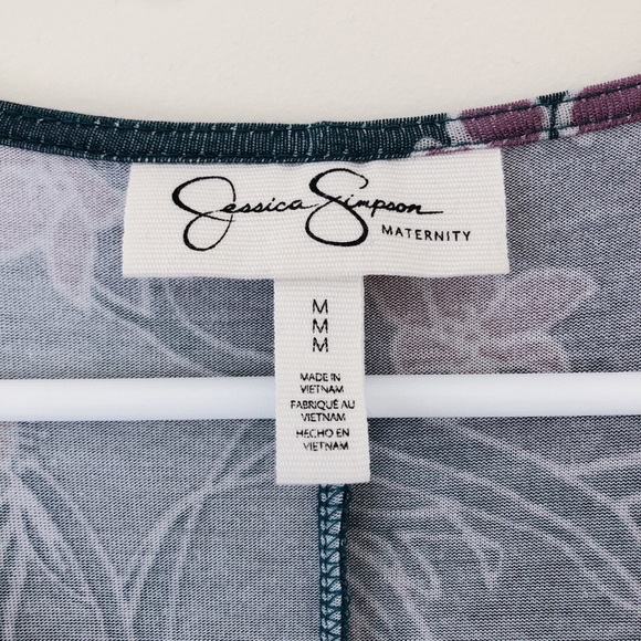 Floral Maternity Dress with Slit - Picture 5 of 6